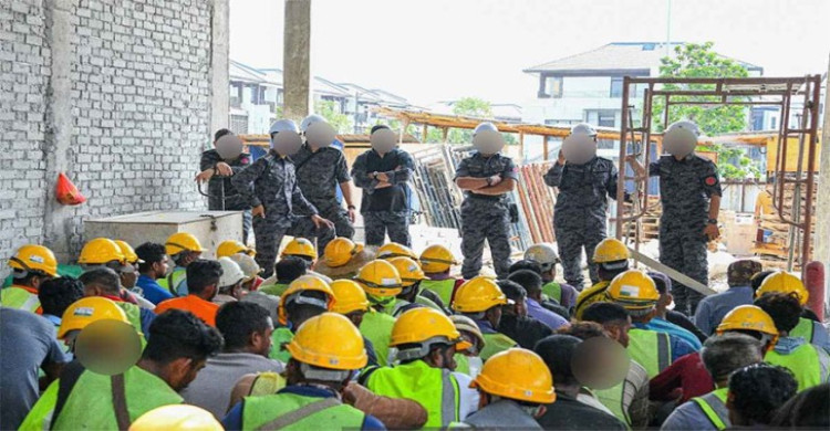 মালয়েশিয়ায় সাঁড়াশি অভিযানে ৭২ বাংলাদেশিসহ ৪০২ জন আটক