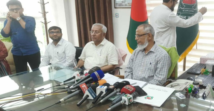 গাজীপুরে আসন বাড়ছে, কমছে বাগেরহাটে : ইসি