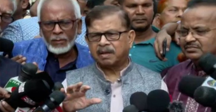 খালেদা জিয়াকে সিঙ্গাপুর বা ইউরোপে নেয়ার প্রস্তুতি চলছে: মান্না