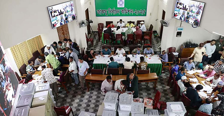 এখনো চলছে জাকসু নির্বাচনের ভোট গণনা, বাকি ৩ হল