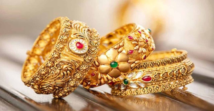 দেশে স্বর্ণের দামে বড় পতন, ভরিতে কমল ১৫,৭৬২ টাকা