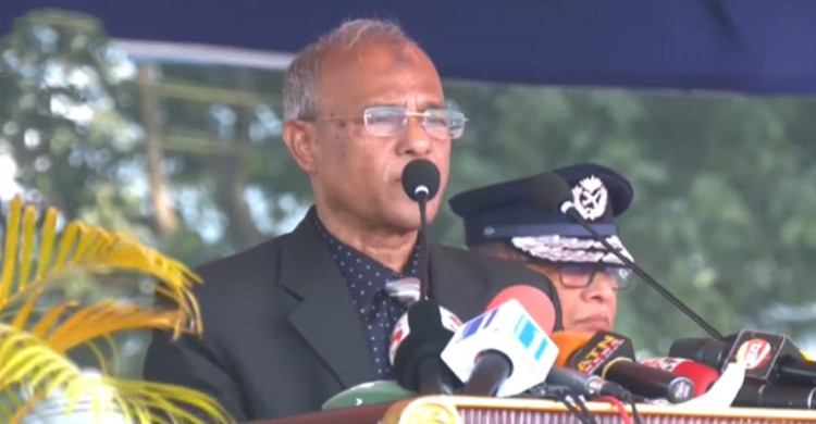 ‎পুলিশ কোনো রাজনৈতিক দলের রক্ষক নয়, তারা রাষ্ট্রের কর্মচারী: স্বরাষ্ট্র উপদেষ্টা